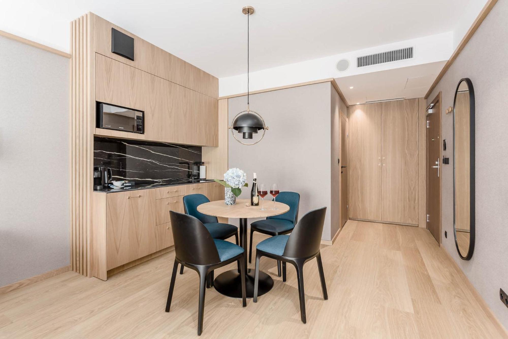 Deo Plaza - Apartamenty W Sercu Gdanska By Rent Like Home Esterno foto