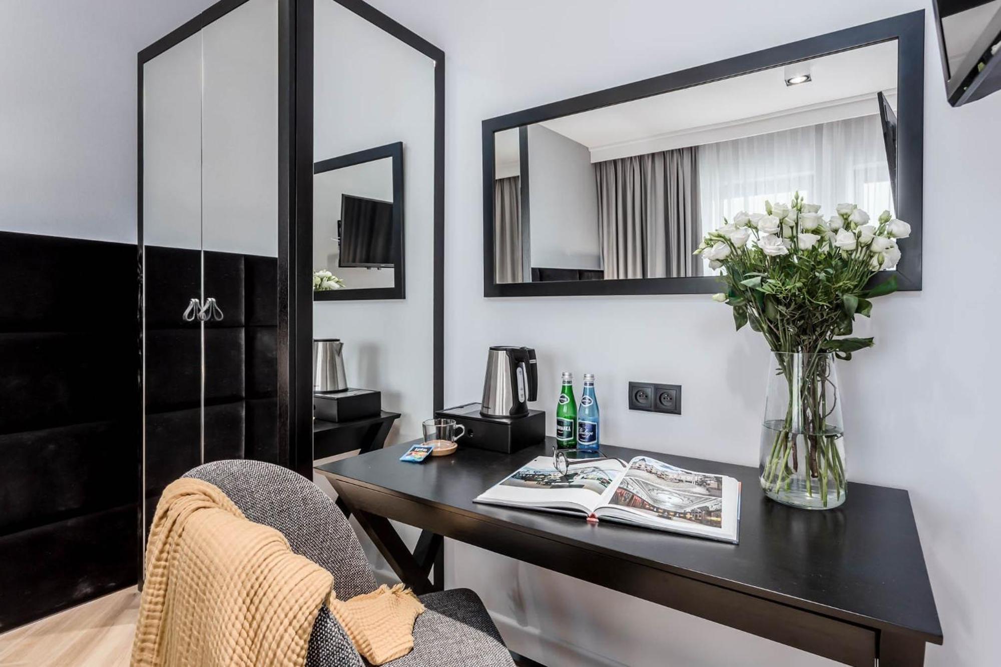 Deo Plaza - Apartamenty W Sercu Gdanska By Rent Like Home Esterno foto